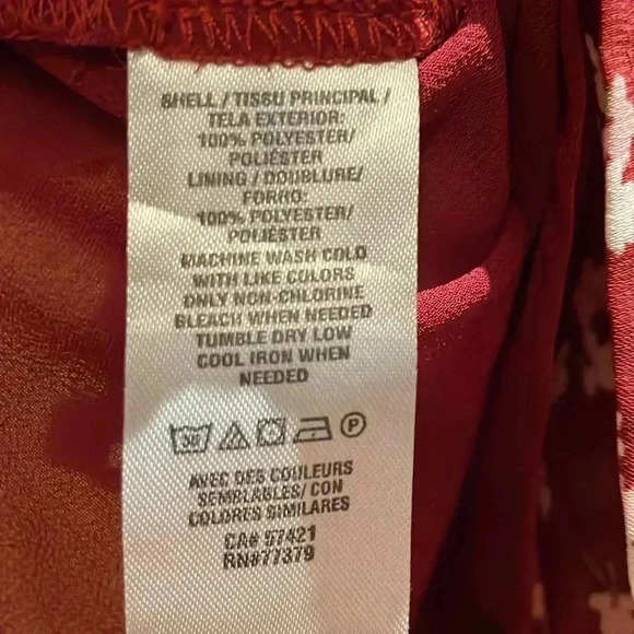 Ann Taylor Burgundy Blouse- Medium - Picture 8 of 8